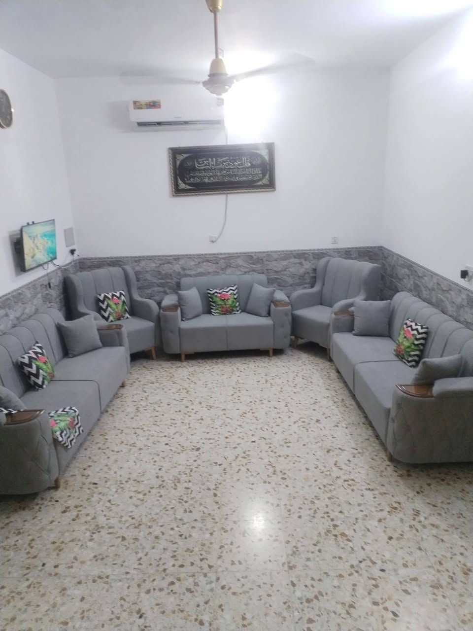 ١٠ مقاعد • تفصيل • جزيرة سياحية