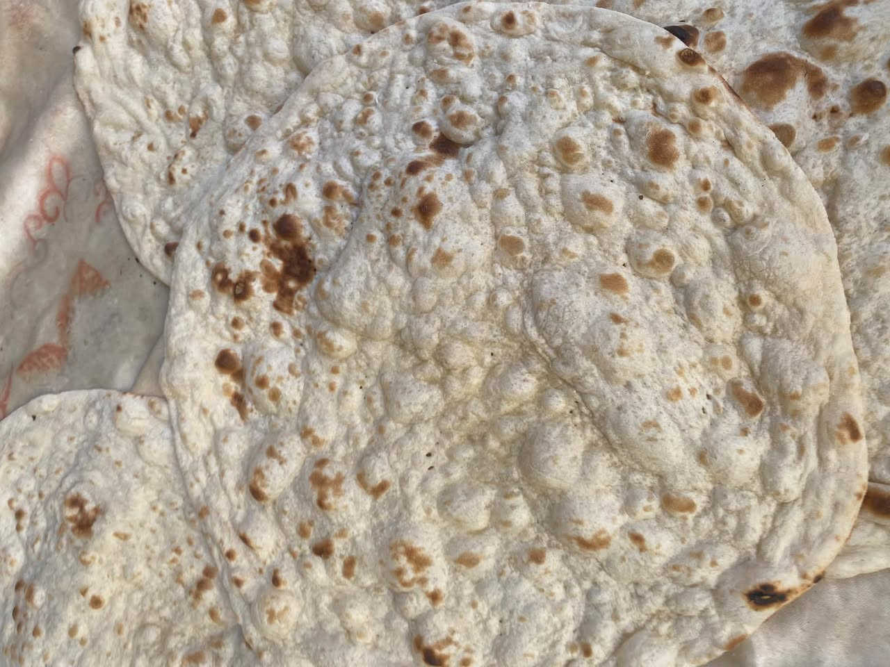 خبز طازج • طلبات عزائم • حي الانتصار