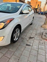 النتره موديل 2012 لون ابيض صدفي فتحه داخل  جلد تدفئه بل كشنات بصمه شاش...