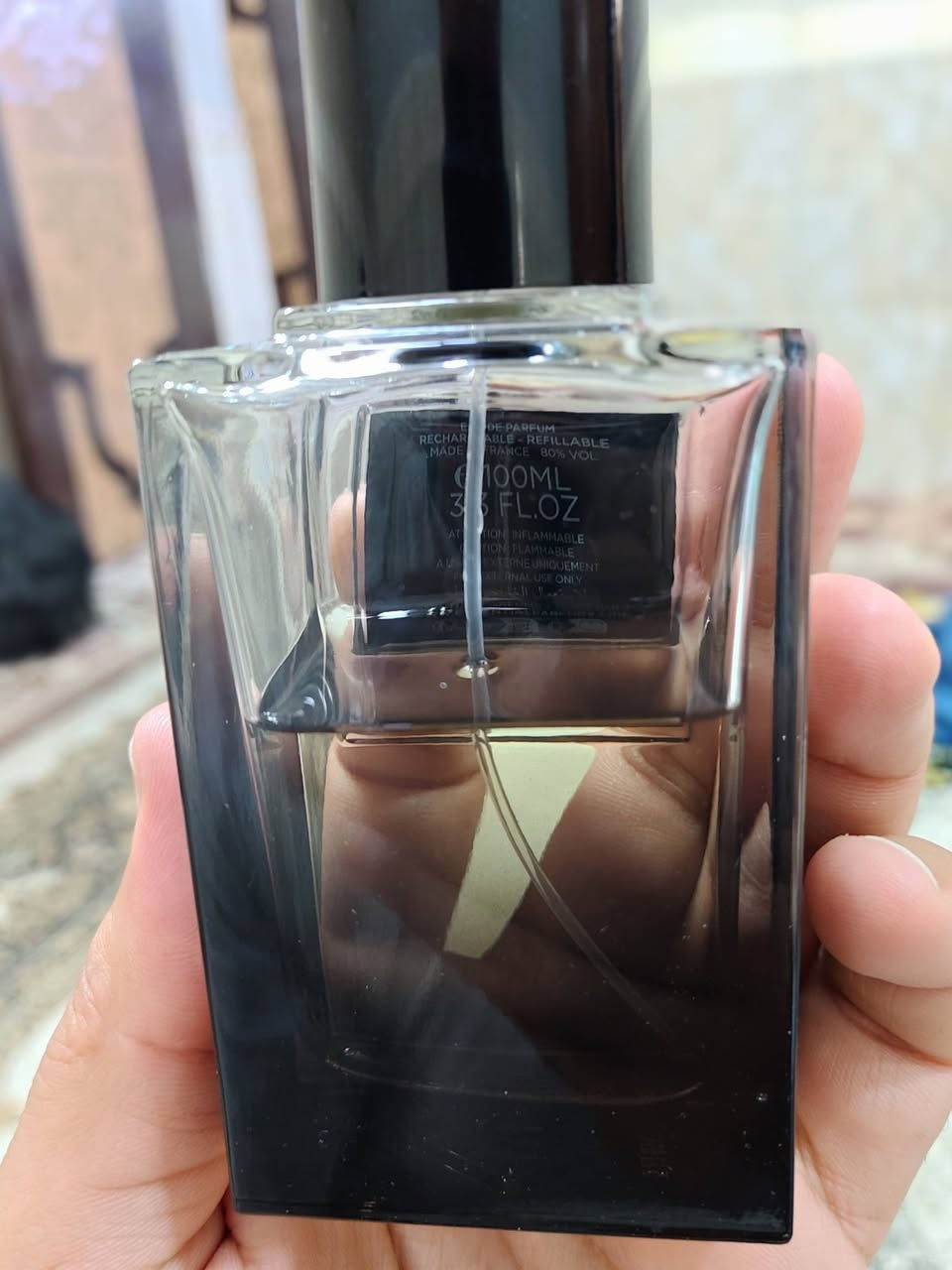 بوا امبريال ادشن الاصلي مستخدم باقي بي تقريبا 60 مل 
العطر شرط الفحص اصلي 
سعر العطر 135 الف 
عنواني بصرة توصيل متوفر
 للتواصل خاص او واتساب ***********
