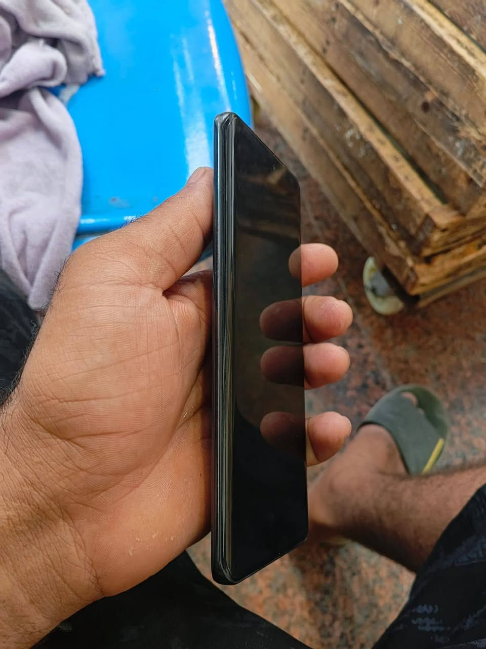 سلام عليكم جهاز هونر HONOR X9c جهاز جديد بدون ملحقات سعره 300 عنواني بصره ***********

