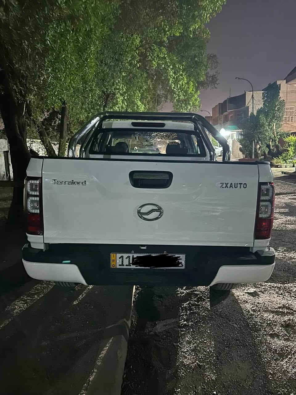 السلام عليكم للبيع  بيك اب زت اكس اوتو تير الورد صيني محرك كير ميتسوبيشي ٢٤٠٠ موديل ٢٠٢٤ استلام شركة ٢٠٢٥ ماشيه ١٧ الف زيرو مكفوله كفاله عامه مكانهه بغداد الرصافة للأستفسار ***********
