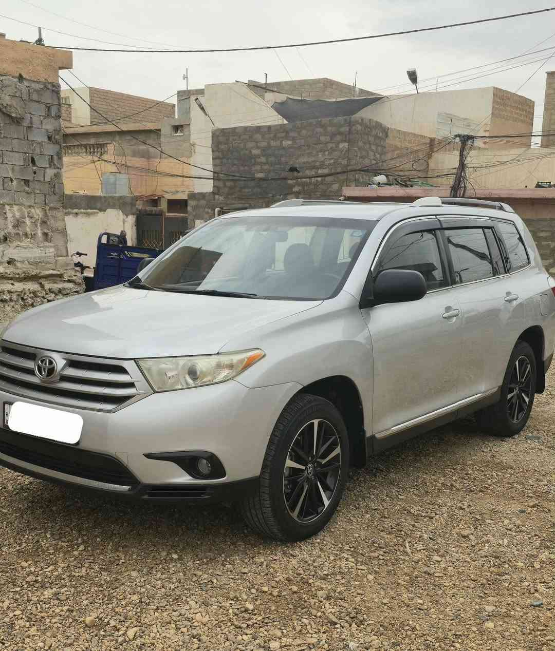 هايلندر • ٦ سلندر • الانبار