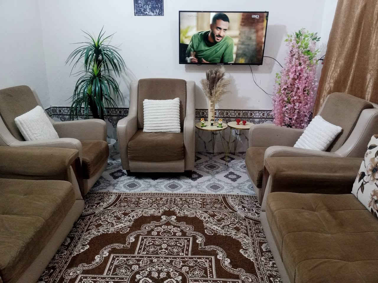 تخم للبيع ٢٥٠ بي مجال مركز ناصريه  ***********
