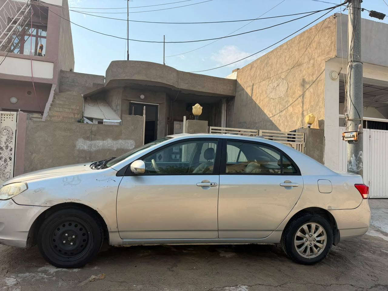 BYD 2014
ئۆتۆماتیک .. بەسمە.
شاشە ئایپات.
ڕەنگی ... سلڤەر
چوار جام کارەبا و ئاوێنە کارەبا
سەنەوی تازەیەو بەناوی خۆمانەوەیە
گێڕو مەکینە بەشەرت 
بێ تەقەو ڕەقەیە. 
تەبرید سارد و گەرم بەشەرت
زانیاری زیاتر پەیوەندی بکە .

نرخیشی .. 65 گەڵاو مەعمەلە .

*********** السليمانية, العراق
