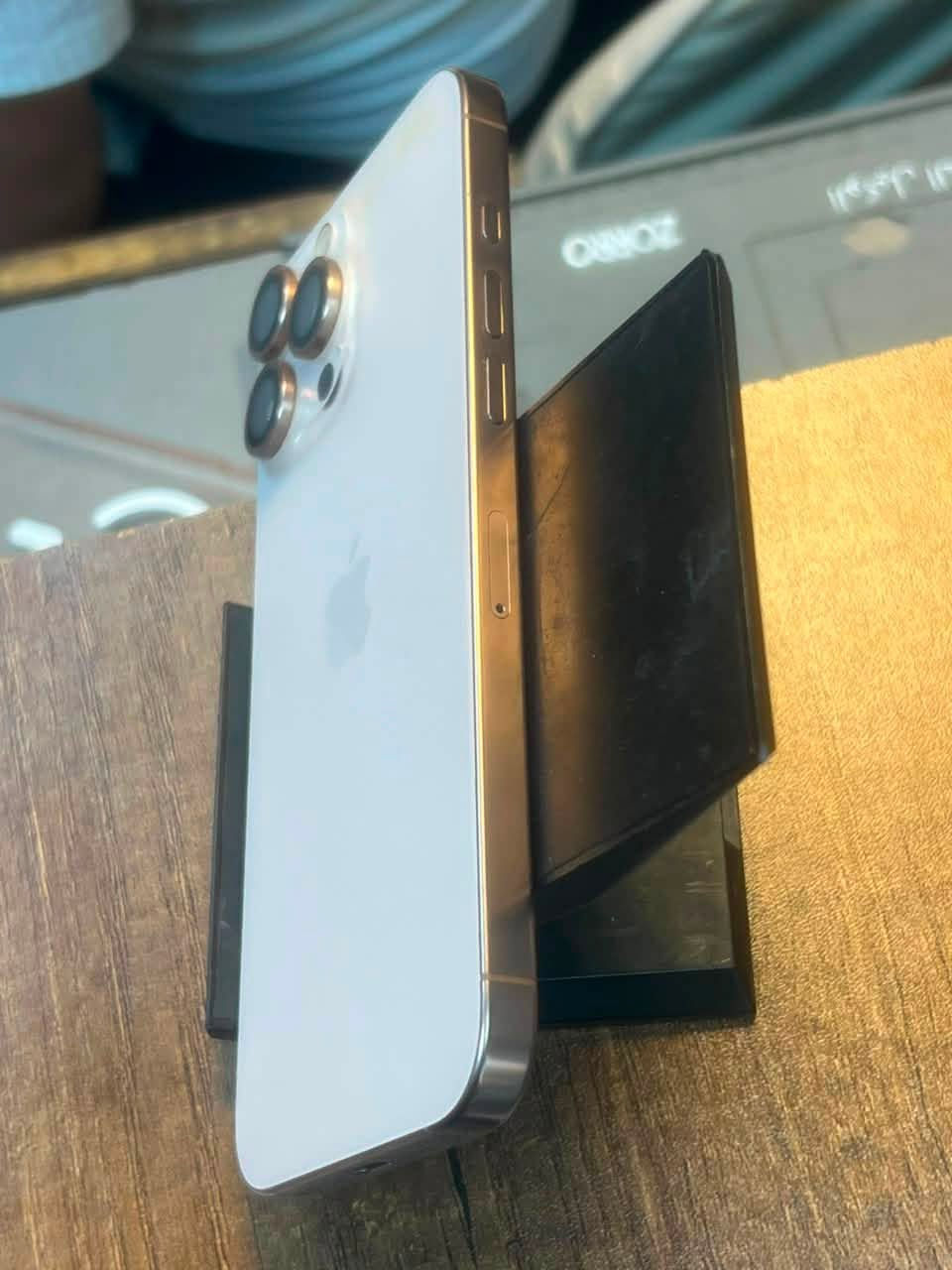 ايفون 16 برو ماكس
ضمان ABMبطاريه🔋93
كامل ملحقات كارتونه + كيبل شحن ولاسق شاشه اصلي وعدسات  سعر 1325 مكان بغداد جسر ديالى
***********
