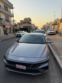 النترا 2025 فول مواصفات عدا الجلد  ماشية 15 الف  حادث بيبان ثنين حادث ...