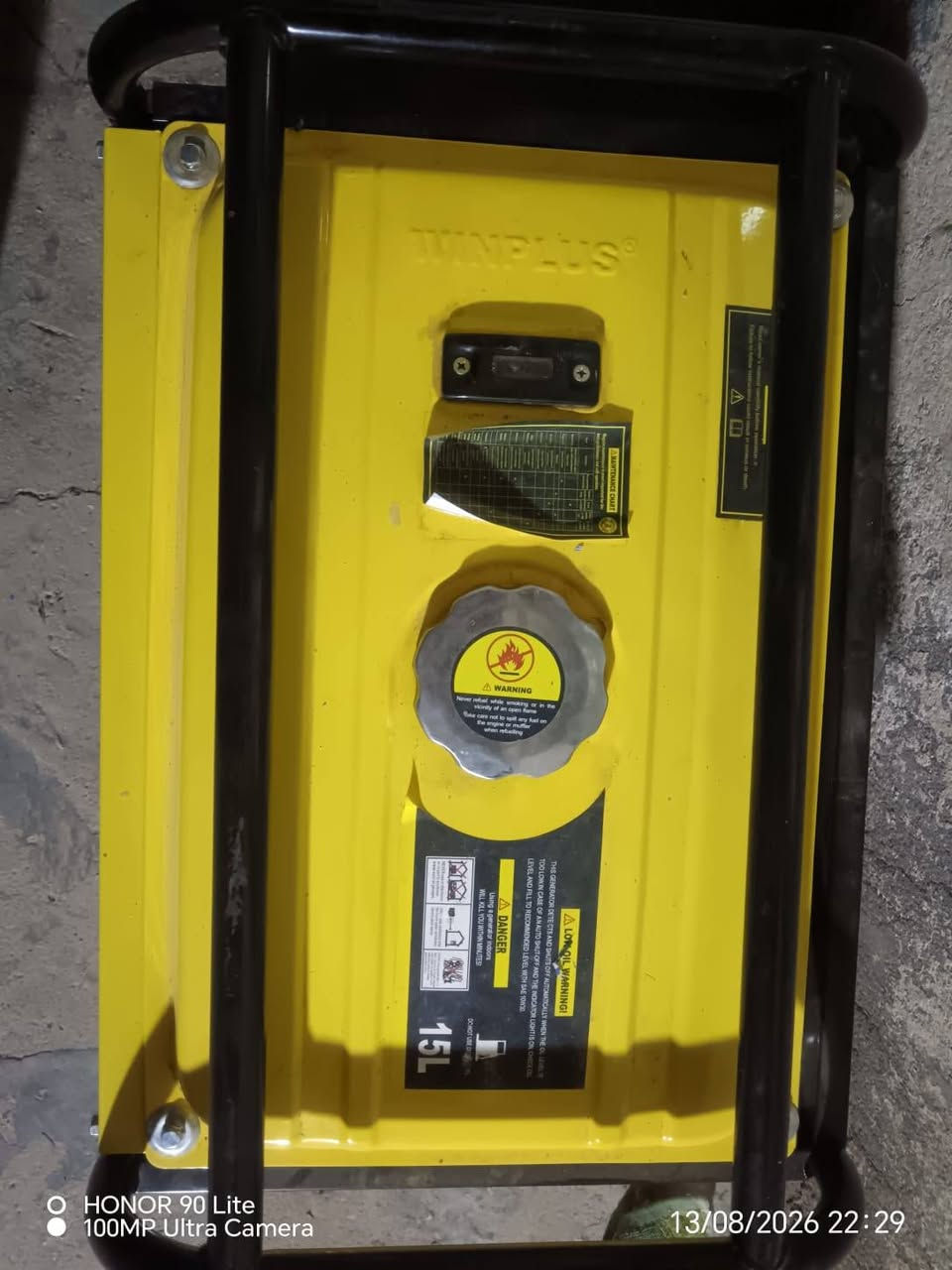 سلام عليكم مودله جديدة عشرة امبير شرط دهن تبدليتين بعدها عل سحك للبيع والله ماخذه ٤٥٠ بس محتاج اريد ابيها ٢٥٠ قفل بدون عمله خاص مفتوح او اتصال ***********

