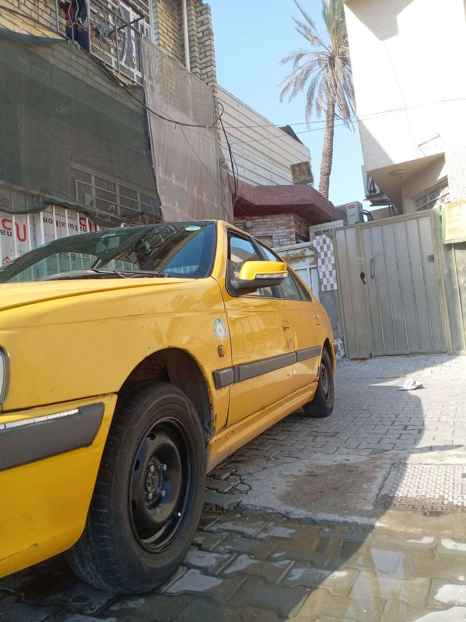 سلام عليكم بيجو بارص 2015 سياره كير مكينة كله فول فول مكينتها1800 دوخل كشنات  تبريد سياره نظيفه سعرها 45 وبيها مجال للشراي للاستفسار ***********
