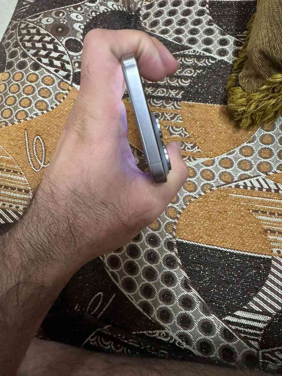يفون 15 برو ماكس 
ذكره 256 
بطاريه 87 مشحون 666
دبل سيم ZA
نضافه 100/100 
كارتون كيبل كلو كامل 
سعر 1100 وبي مجال بسيط 
*********** 
مكان موصل ضمان 10 ايام 
ضد الماء

نص مكتوب في الصور:
- ٣:٢٤
- حول
- الاسم
- < iPhone
- إصدار iOS
- < 26.6.2
- اسم الطراز
- iPhone 15 Pro Max
- رقم الطراز
- MU2Q3ZA/A
- الرقم التسلسلي
- MQOHNFPQR9
- الأغاني
- الفيديوهات
- الصور
- السعة
- ٢٥٦ غ.ب.
- متوفرة
- ٢٣٧,٩٧ غ.ب.
- عنوان Wi-Fi
- 60:57:C8:72:AA:7C
- Bluetooth
- 60:57:C8:82:24:37
- البرنامج الثابت للمودم
- 3.70.01
- صور
- SEID
- قفل شركة الاتصالات
- لا توجد قيود على الشريحة
- الشريحة الأمامية
- IMEI
- 35 105989 269600 7
- الشريحة الخلفية
- IMEI2
- 35 105989 379111 2
- إعدادات ثقة الشهادة
- ٣:٢٤ حالة البطارية حالة البطارية عادية تعمل بطارية iPhone هذه على النحو المتوقع. حول البطارية والضمان... الحد الأقصى للقدرة ٨٧٪ هذا قياس لقدرة البطارية مقارنة بقدرتها عندما كانت جديدة. قد تتسبب القدرة المنخفضة بتقليل ساعات الاستخدام بين عملية الشُّحن والأخرى. عدد الدورات ٦٦٦ هذا هو عدد مرات استهلاك iPhone لقدرة البطارية. معرفة المزيد... تاريخ التصنيع تشرين الأول ٢٠٢٣ أول استخدام تشرين الثاني ٢٠٢٣