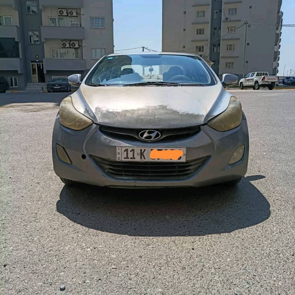 السلام عليكم
النترا 2013 خليجي GLS
محرك 1800دوش
اشاير بلمري. فتحة سلايد
كير مكفول 6 نمر  و محرك جديد و تبريد ثلج جديد
تخم تايرات جديد نكستن 
سنوية باسمي جديدة و ماعليها غرامات
رقم انكليزي بغداد جديد
حدادية جديدة 
الدشبول  الخلفي مكسور وشوي حالوب بلقمارة
و الطخات موضحة بل صور جاملغ الخلفي عكس السائق 
وحادثهة بنيد وجاملغ ما واصل للشاصي 

مكاني بغداد الجديدة ***********-***********

السعر 90 ورقة