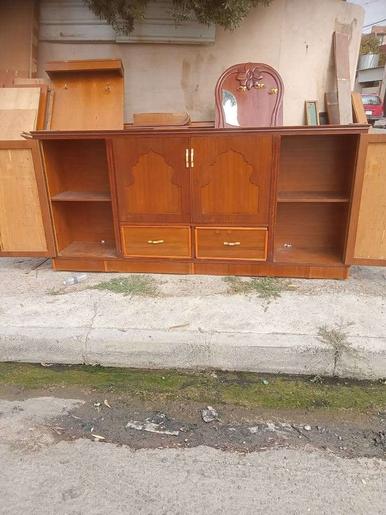 منامية نظيفه و ثقيلة الطول مترين و ٤٥ الارتفاع ١١٣ العمق 40 السعر ٦٥ للاستفسار *********** موصل, نينوى

