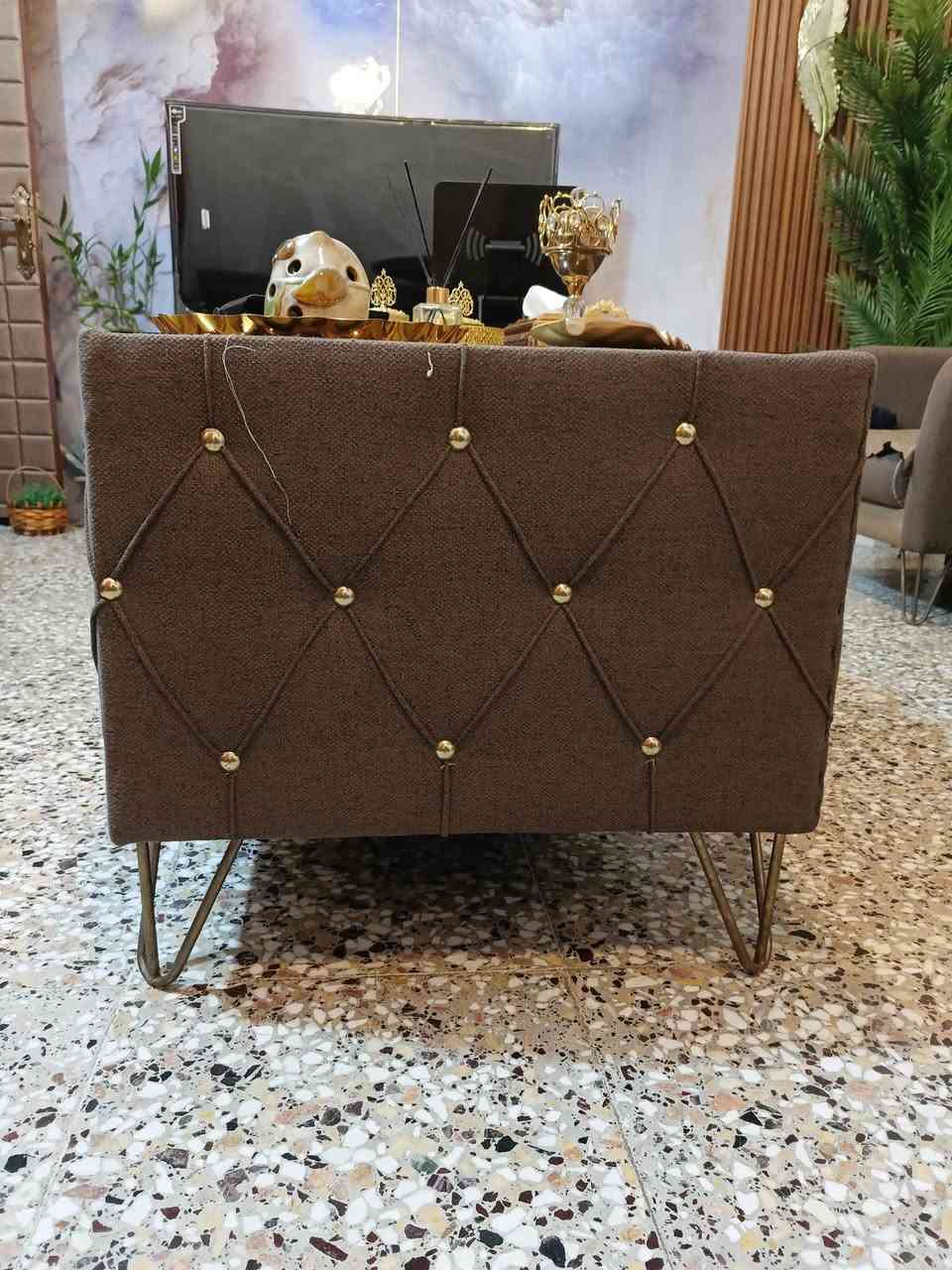 طاولة وسطية • الشعب بغداد • ١٢٠×٩٠