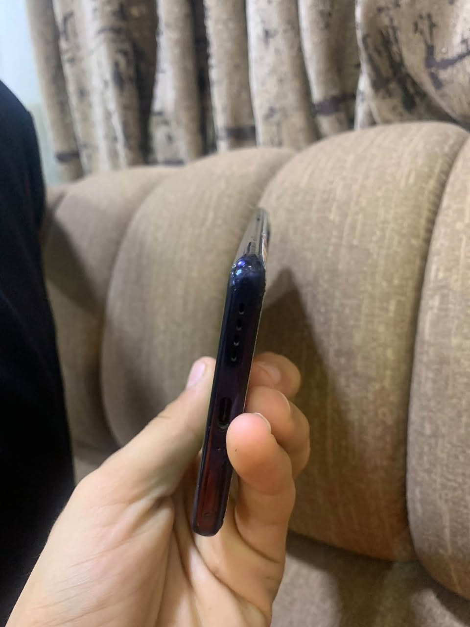 نوت ٤٠ برو • ٢٥٦ • رام ٨+٨