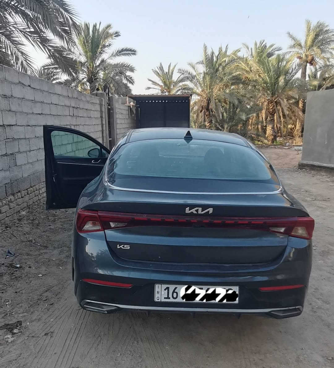 السلام عليكم K5 أمريكي LXS موديل ٢٠٢٤ معوقين بأسمي... الديوانية محرك ١٦٠٠ تربو  ماشيه ٤٢ الف كم حادث كما موضح بالصور نص الجنطه ونص الچاملغ مصلحات نفسهن بدون كص وتبديل (تصليح بالإمارات) يرادلهن ترتيب بسيط مواصفات معروفه رادار امامي خلفي انظمه قياده كير 8نمر كامره دواره قياده ذاتيه وبعد مواصفات متواجد ع الخاص*********** واتساب
