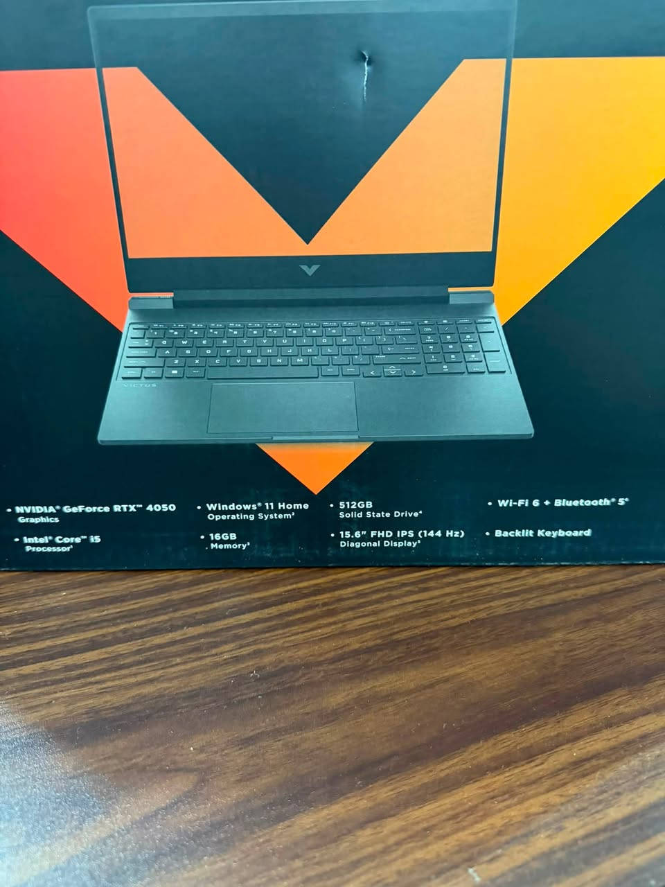 لابتوب  hp victus
Cpu : i5 13420 H

Vga : nvidia rtx 4050  6 g

Memory: 32 g  (16+16) 

Ssd : 512g

15.5 fhd 144 HZ

Wifi 6 bluetooth 5

Win 11 home
***********
السعر مليون وربع 
ملاحظة اضافة رام  ddr4. 16g
