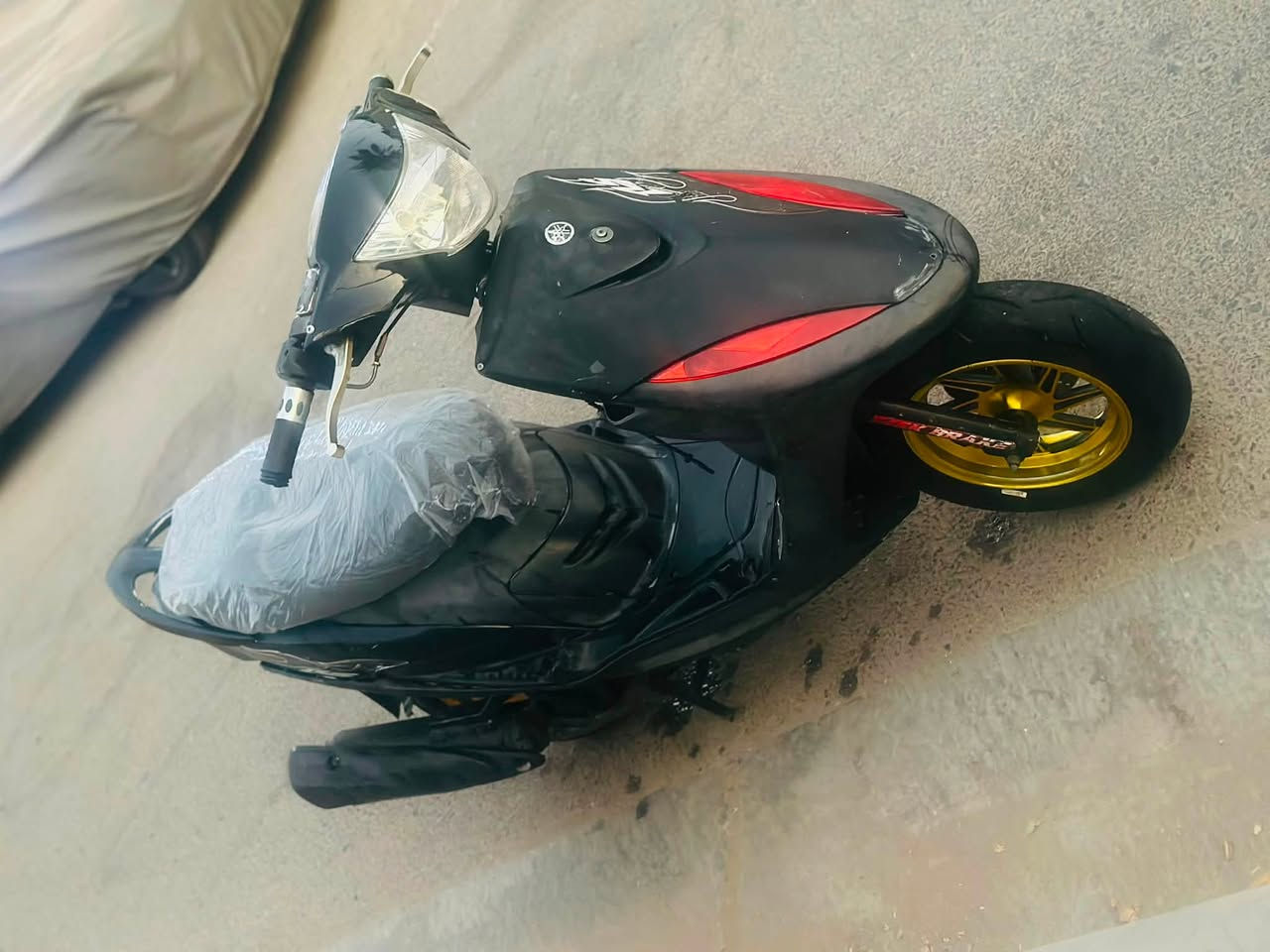 عدله للبيع نضيفه كفر بلادي اي نقص مابيه كامله أوراق منفيس ويل رياضي ذهبي صالنصه رياضي السعر 500 المكان بغداد الغزاليه الشراي يتصل ***********
