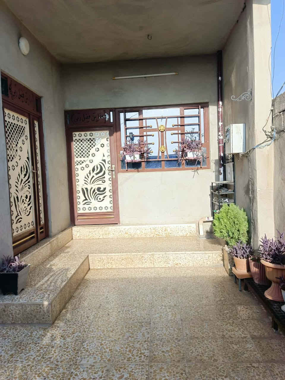 بيت للبيع العبور المدخل الثاني قرب جامع وعدالله الحق المساحه 150 البيت كامل الاستفسار على الرقم //*********** // ***********

