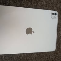 ايباد M5 • ٢٥٦ • بطارية ١٠٠