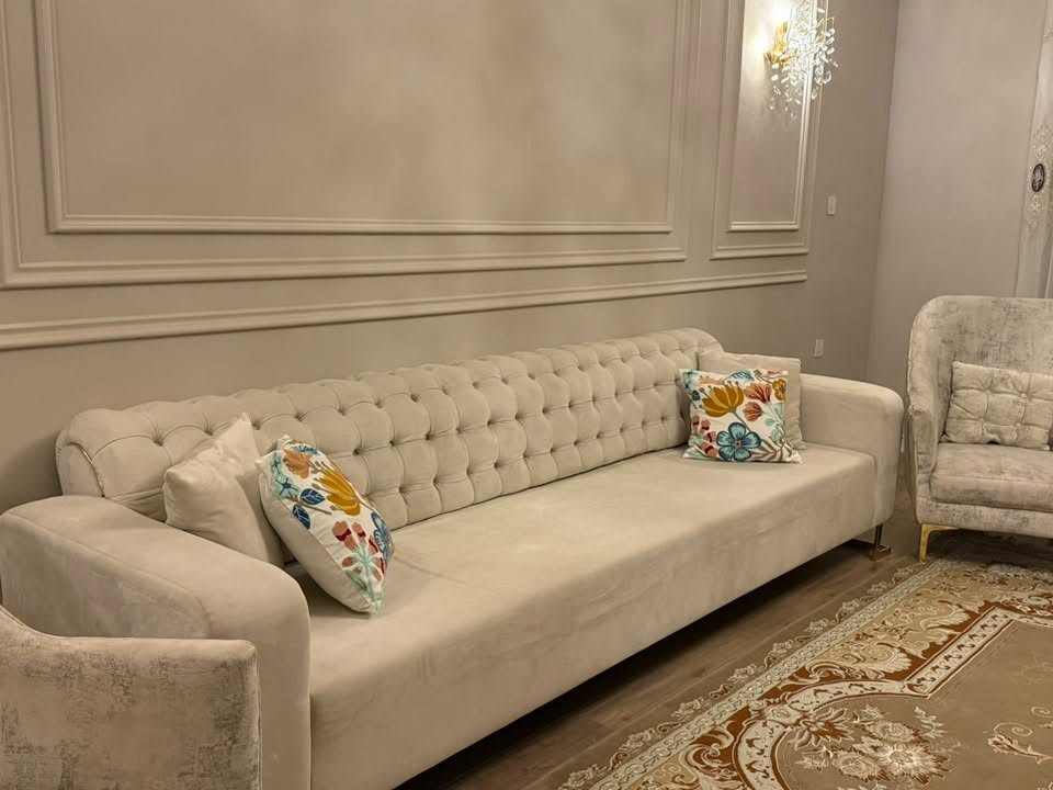 طقم كنب ٤+١ • جديد • ٣١٥سم