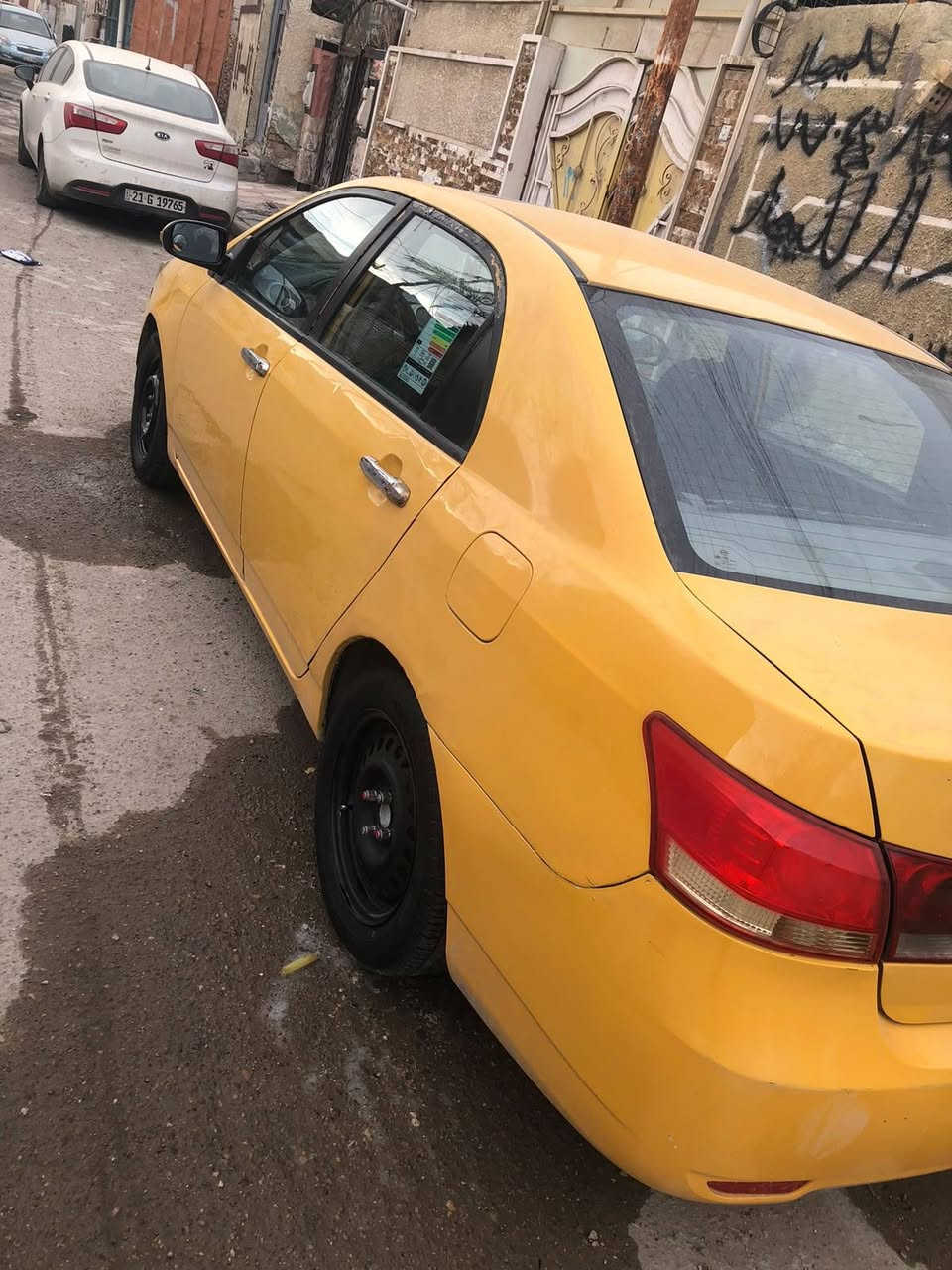 سلام عليكم BYD للبيع او مراوس ..موديل 2014 سياره بيها ملاحظات بسيطه  ستلام شركه موصفات فول تشغيل عن بعد فتحه سقف شاير بل مري وباقي الموصفات المعروفه ..السعر 45 وبيها مجال بسيط 
***********
