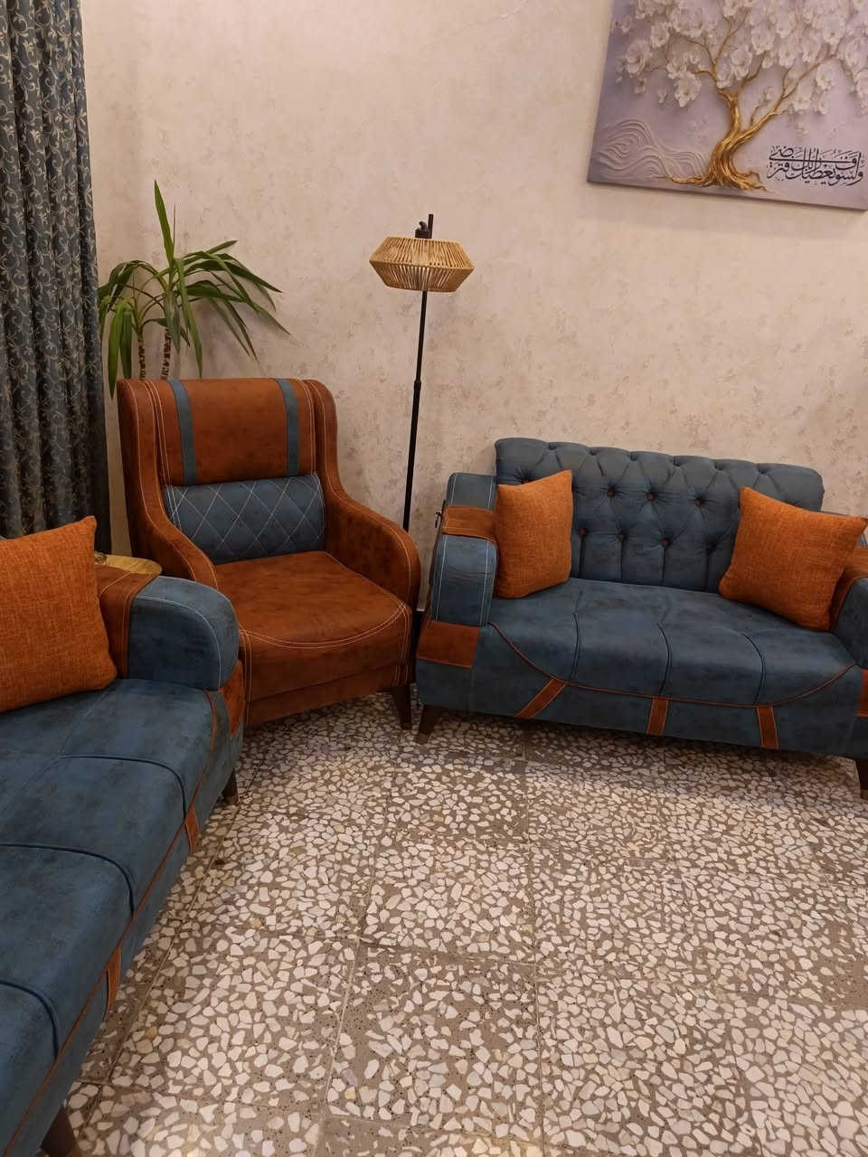 سلام عليكم تخم مع زوليه ٣في٤ وبرده العنوان بلديات حي التجار ***********
