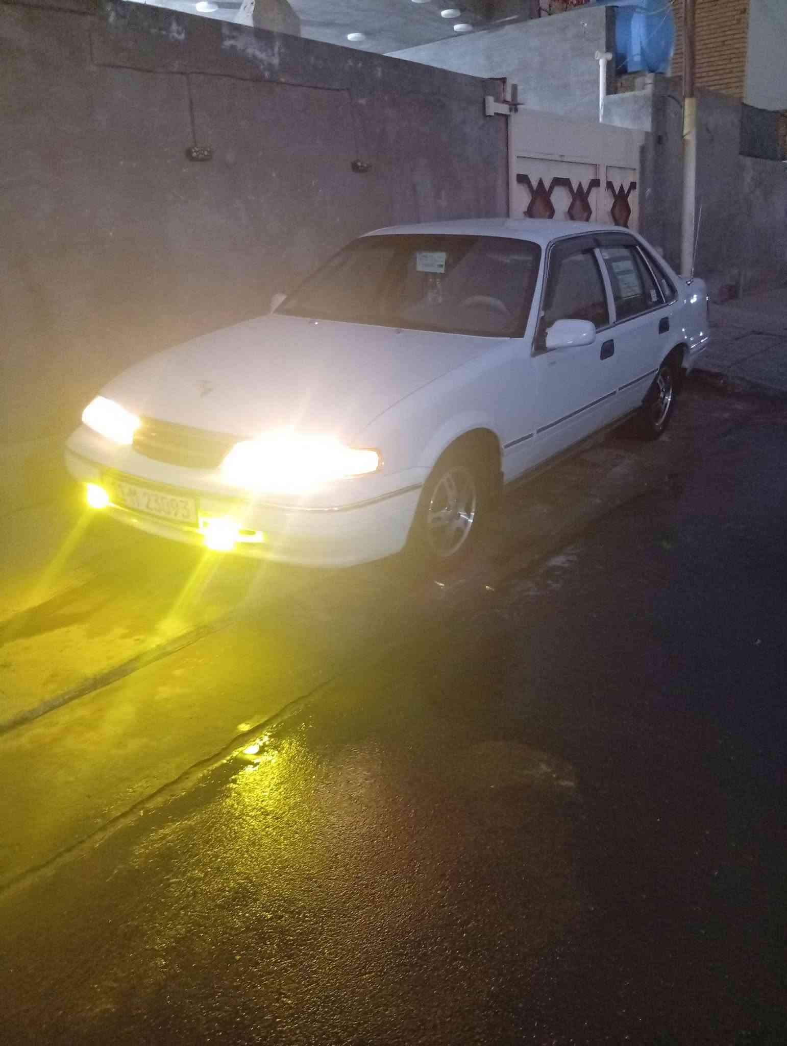 السلام وعليكم لبيع برنس براشه موديل ٩٦ بغداد رقم نكليزي بسمي السياره تحويل مباشر السياره جاهزه فقط تبريد ميشتغل السياره مصبوفه عام جماليه محرك كير اوتو  السعر ٣٨ وبيها مجال الشراي ينتصل *********** علي
