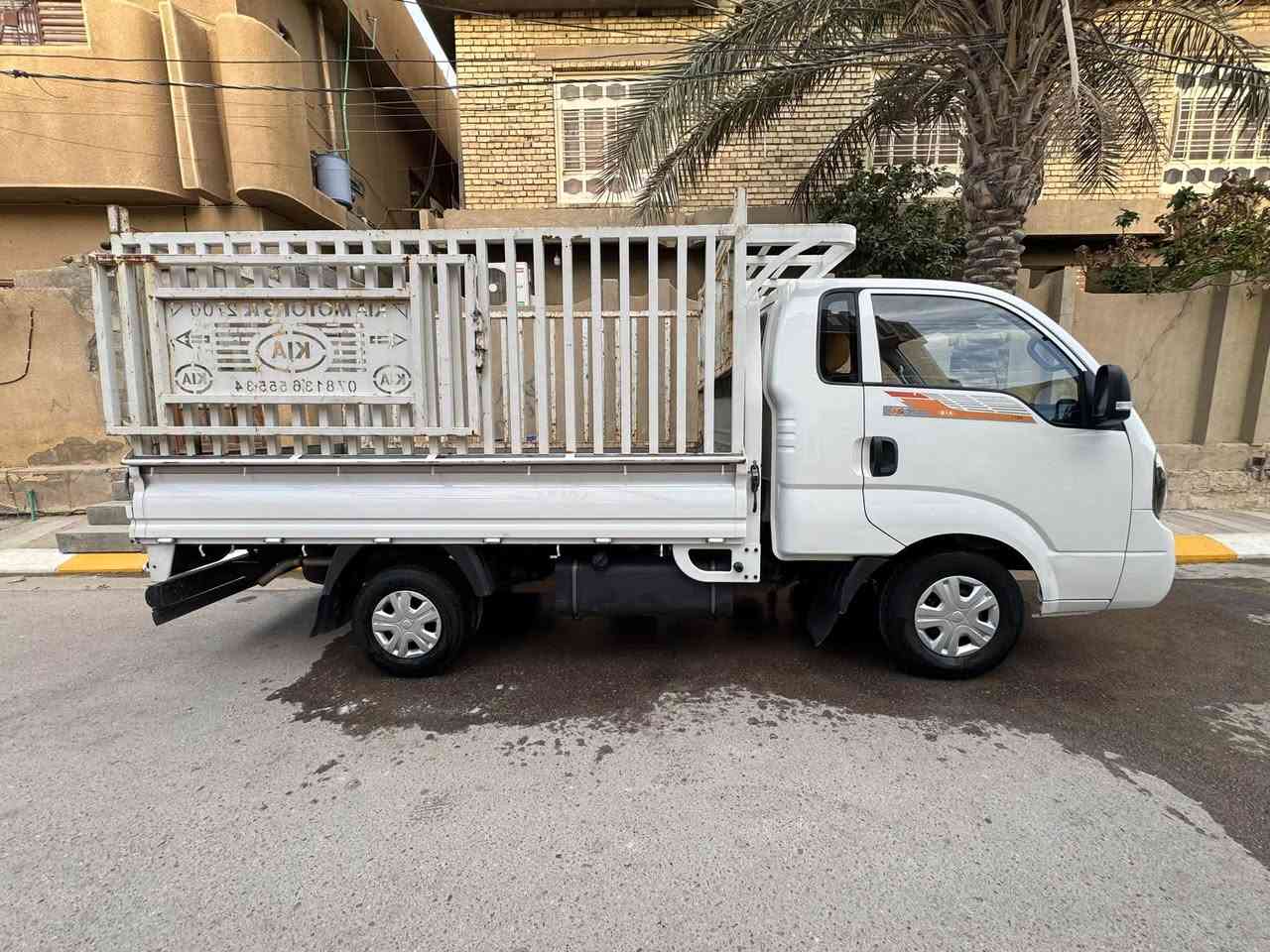 كيا عموشه موديل 2018 سياره مكفول ماشيه 117 الف بعده بحاله الوكالة رقم انبار تحويل ثاني يوم  لبيع الاستفسار ***********
