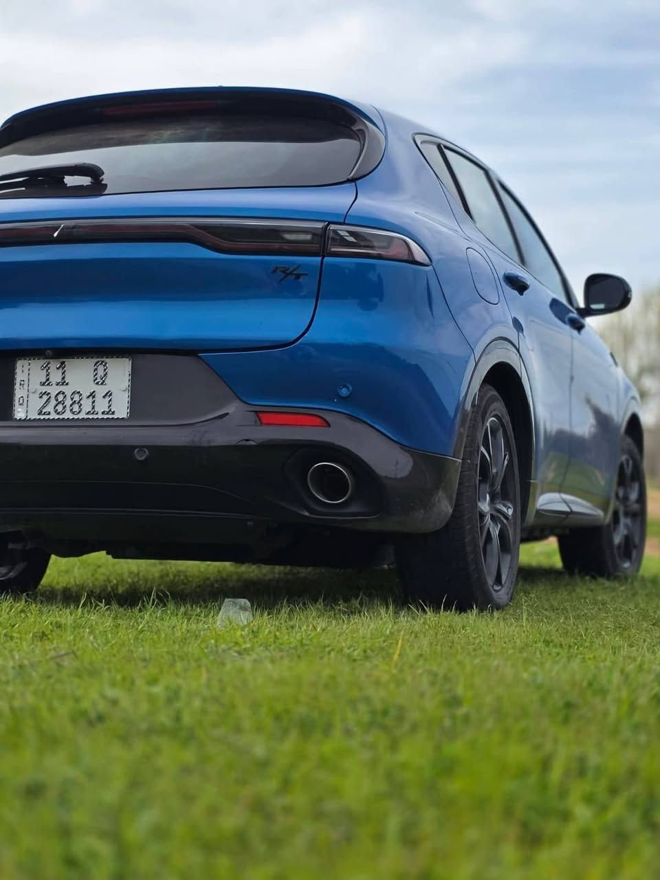 السلام عليكم شلونكم شباب
Dodge Hornet R/T Eawd 2024 Nano Black 
دوج هورنت 2024 R/T بلاك
محرك : 1.3 تيربو بقوة 288 حصان 

‏ (Plug-in Hybrid)

ممشى : 7 الف اخت الزيرو

تمشي بالشحن الخارجي 50 كيلو  

حادث موضح بالصور  

تعمير كله اصلي ودرجة اولى

مواصفات : 

حساسات خلفيه

رادار امامي + خلفي

نقط عمياء

خروج عن المسار 

اوتو هولد

اوتو بایلوت 

كشنات كهرباء + تدفئة

شحن USB + type C

ويل حجم ١٨ بلاک ادیشن 

كشنات جلد  ار تی اصل 

شاشة حجم كبير + واي فاي ابل كاربلي

تبريد قطعتين بيانو

سبورت مود يتغير برمجة وصوت السيارة

تشغيل عن بعد 

دخول ذكي للأبواب 

بصمات عدد ٢ 

مرآة شفط 

شفتات ستيرن

خزن ميموري كشنات

شاشة ملاحة / وغيرها من المواصفات

مرقم بغداد  كامل بأسمي 

السعر المطلوب 165 ورقة  وبيها مجال للطيبين

للتواصل ***********
 واتس اب  واتصال عادي موقع السياره بغداد
