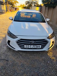 سياره الأنتره خليجيه  موديل 2018 فول ماعدى البصمه يوجد قطعه واحد تبديل...