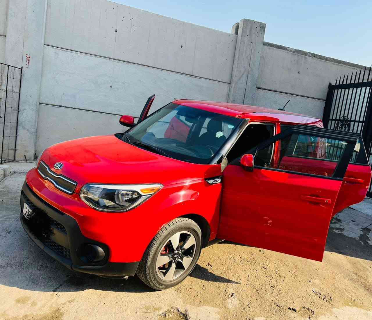 🚘 للبيع | Kia Soul 2019 أمريكي 🇺🇸

✨ سيارة نظيفة جداً وجاهزة للاستخدام، بحالة ممتازة.

🔹 الموديل: 2019 أمريكي
🔹 المحرك: 1.6 GDI
🔹 المسافة المقطوعه : 75 ألف ميل فقط
🔹 رقم: أربيل

✅ الحادث في أمريكا: ضرر خفيف بغطاء الصندوق فقط.
✅ في العراق: بوند خفيف وصبغ قطعة واحدة فقط.
✅ يعني قطعتين فقط (قطعة باردة وقطعة صبغ).
✅ الأيربكات سليمة 100%.
✅ الداخل والخارج بحالة الجديد.
✅ بدون تقحيل أو استخدام قاسٍ.

المواصفات:
📷 كاميرا خلفية
🛣️ كروز كنترول
🎛️ تحكم من المقود (ستيرن)
⚙️ ناقل حركة أوتوماتيك مع وضع التعشيق اليدوي
🔒 قفل مركزي
🛡️ مانع انزلاق

💰 السعر: 12,500 دولار
125 ورقه وقابل للتفاوض 

📍 الموقع: الموصل

📞 للتواصل: *********** موصل, نينوى
