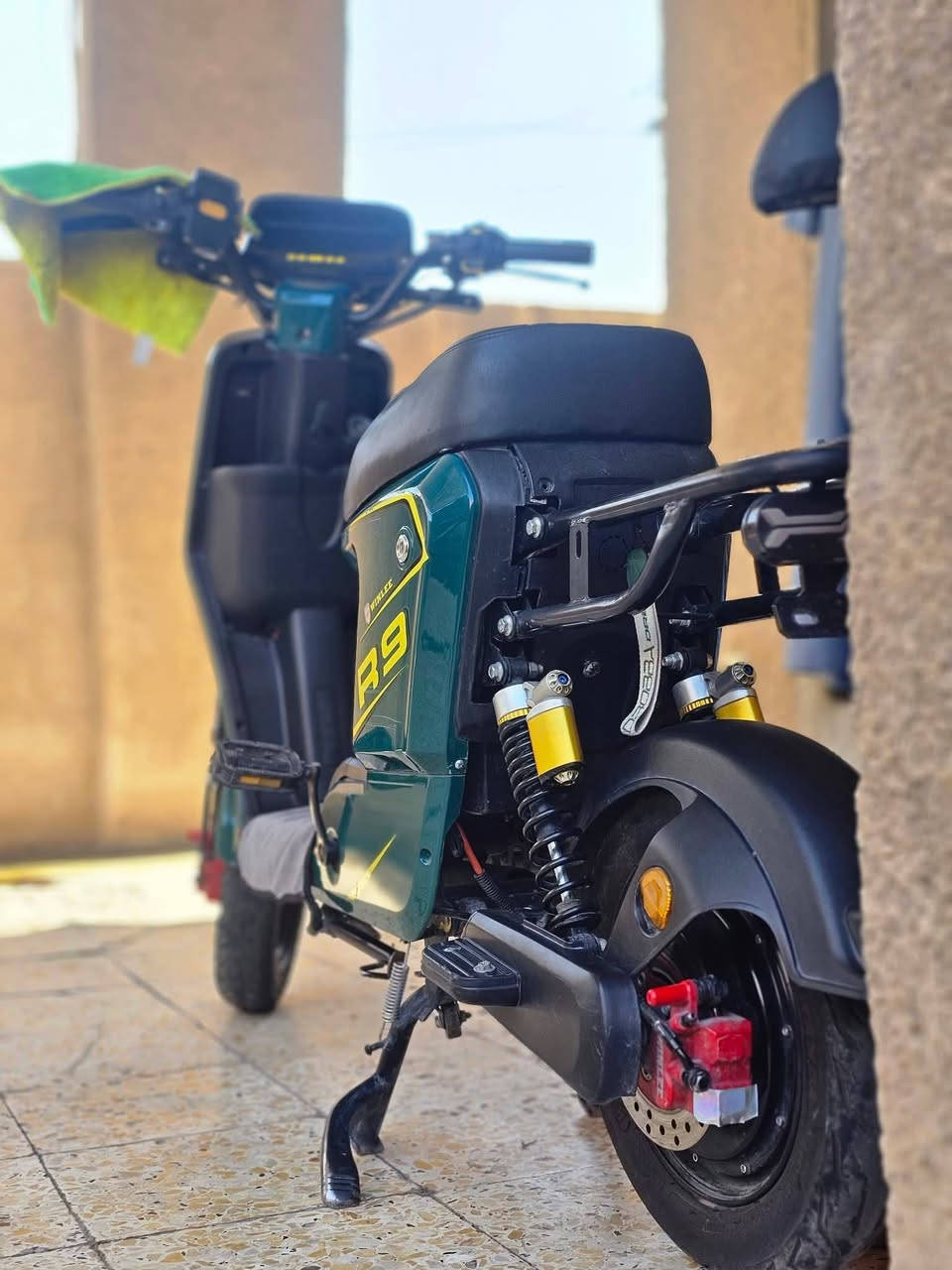 R9 موديل ٢٠٢٦ • بطاريات مسطره WINILE • بصمه سويج كارت