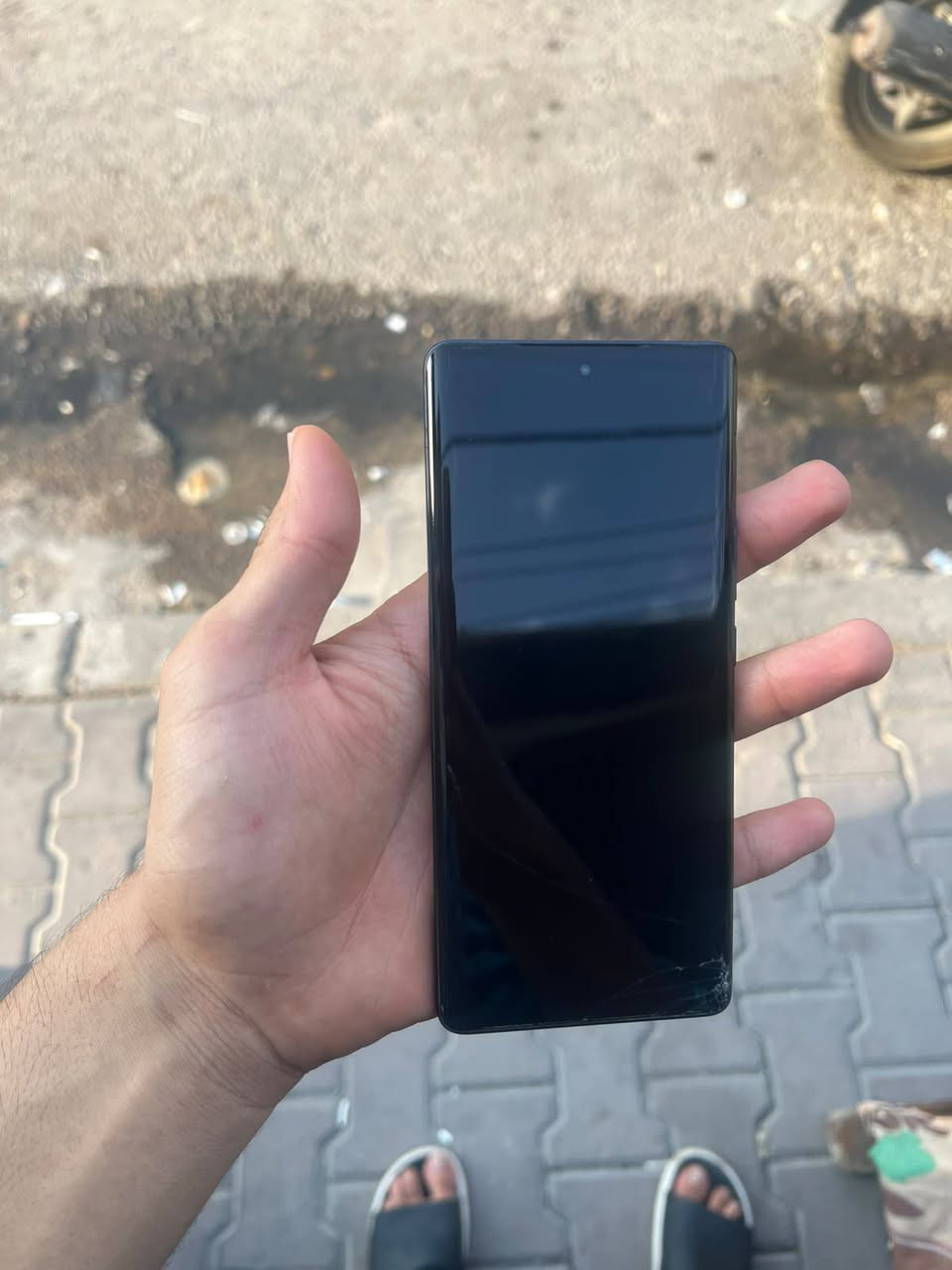 ة مماثانفنكس نوت 40برو للبيع الله شاهد شتريتة بل كارتونة ب 400 و وكع مني و هاي الضربة بل شاشرة لا عل لمس ولا على ايشي تخلي لزكة تختفي رايدة 125 قفل لين مستعجل عليه مكاني بغداد المنصور فلكة البيجية يم الجسر الجديد ***********
