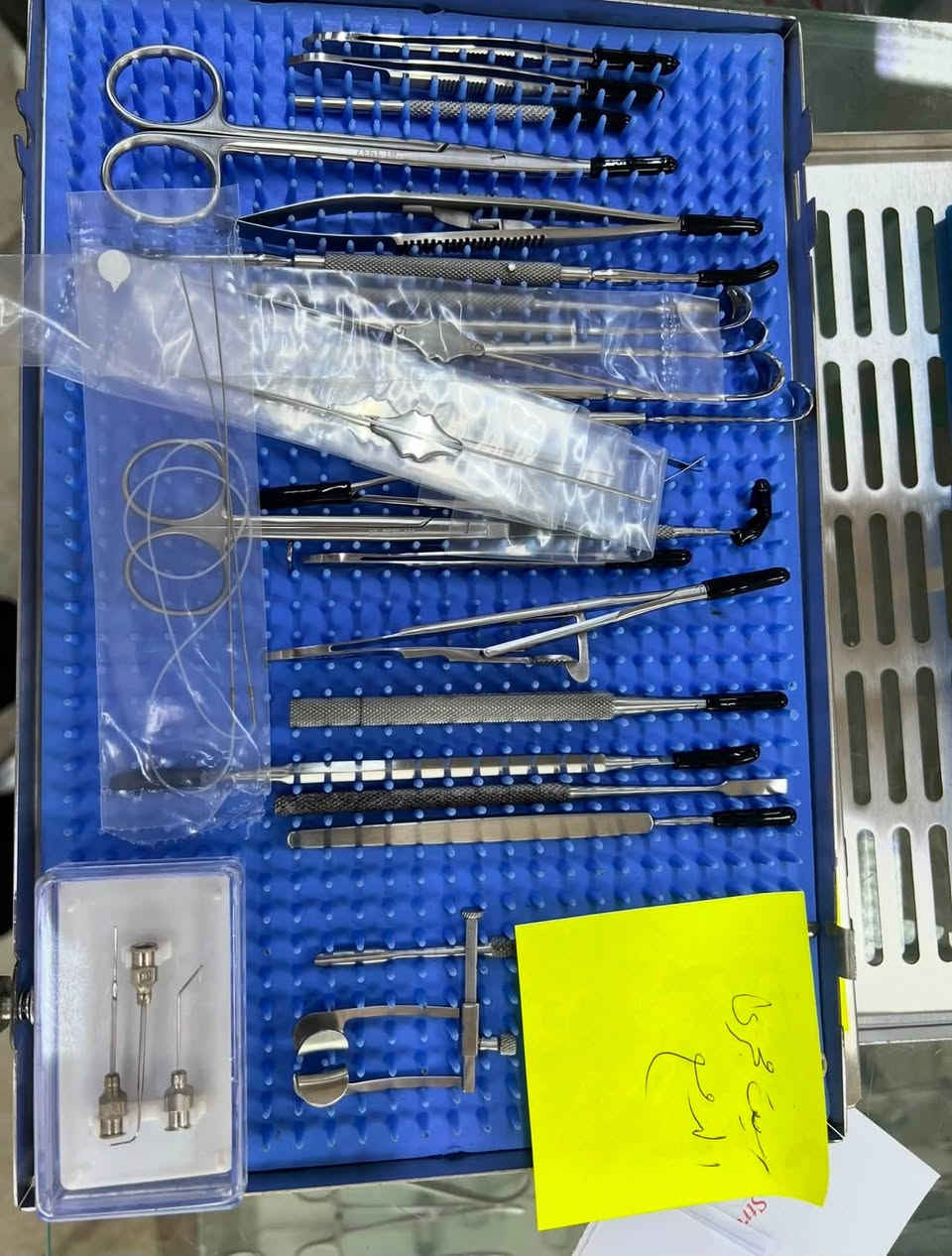 Instruments Iris & Micro Germany & USE 
ادوات جراحية وسيتات عيون مختلفة لعدة اختصاصات جراحية منشأ اللماني & امريكي 
*********** واتساب
