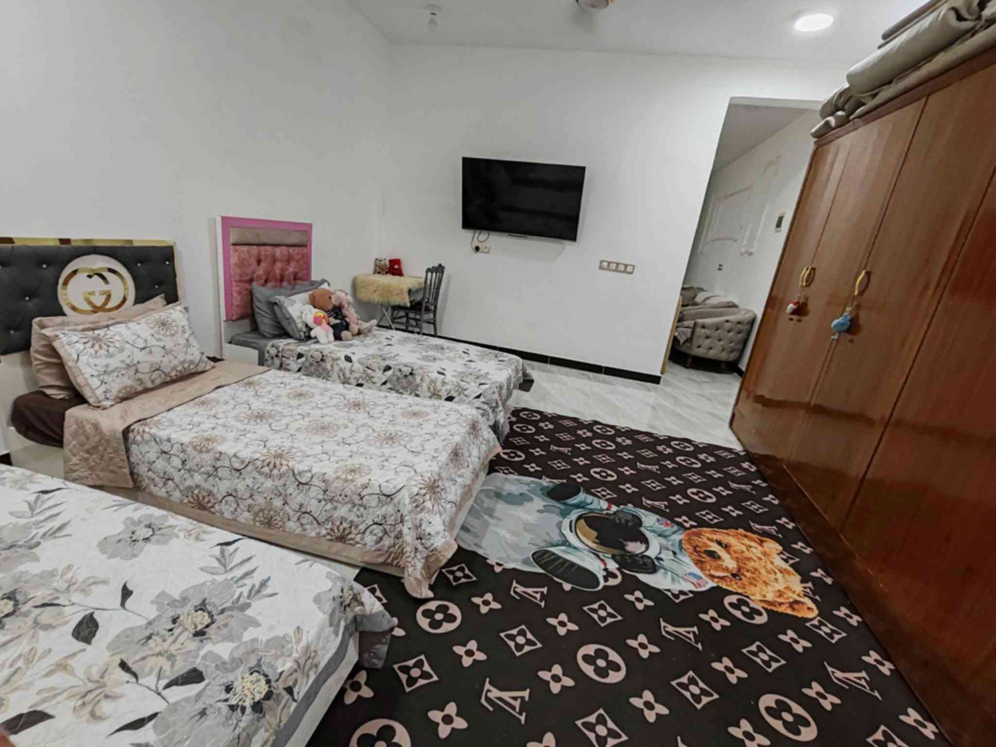 مشتمل مساحه 100متر طولاني طابقين للبيع البيت مفول تفول
المكان: الفلاحيه ثاني فرع من شارع 20قرب سده الفلاحيه
السعر: مطلوب مبادره 80 تسديد شهري 400الف وتنطي مقدمه 55 وقابل للتفاوض
للاستفسار الاتصال على
***********
