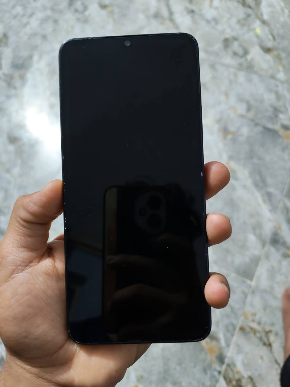 سلام عليكم 
POCO C65 
256g 
 للبيع نضيف مثل ما موجود بل صور بس الجهاز يجي بدون ملحقات استعمال سنة وحده مبدل شاشة 
تجي تفحص و تاخذة 
السعر 130 الف و بي مجال قليل حك الجية 
للاستفسار ***********
 مكاني كربلاء الحر
