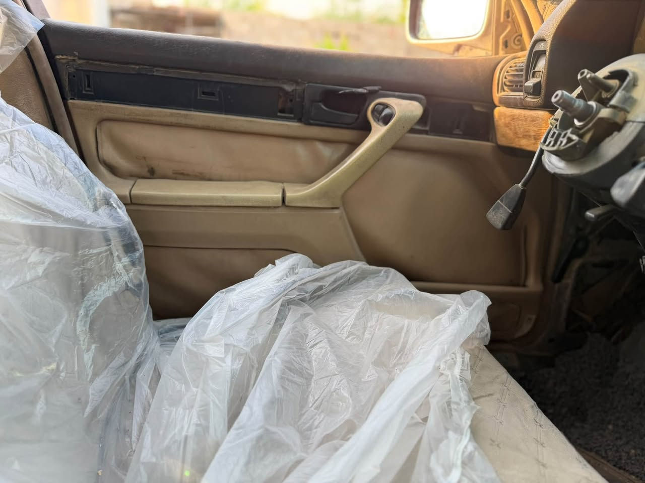 السلام عليكم. تفصيخ 700 و500 شتحتاج نشالله موجود
اكسل 735 رقمه 3.23
 ابواب 700  .30 الف
ابواب 500 .30 لف
درايم شفت700 .55 الف
داينمو 735 سعره45 الف
دشبول700سعره 50 
دشبول 500سعره 50
بطاين 700  لونين اسود  ولون بيجي. سعر التخم150 الف
كشانه700 تخم100 الف 
لايتات 45
سمجه 700 سعره10تالاف
سمجه 500سعر10 تالاف
وياله موجود 
شمس كامل معه كبات اصلي /سعره150 الف
صقر اصلي معه كباته سعره150
ميماتي حجم18 كامل سعره160  الف
كور 735سعره250 الف شرط كبل تشد
كور730 سعره 250 كبل اشد شرط
حساس كرنك700
بونيد 700 سعره40 الف 
صندوق 700 سعره30
 تحويره كامله كير عادي. 735///ب450 الف
ضفاير كامله معه العقل 735 سعره125
 الف
سطاب اكسل 700/500  
فلنجات 
.وبعد جثير شتحتاج بالخدمه 
توصيل موجود
***********
