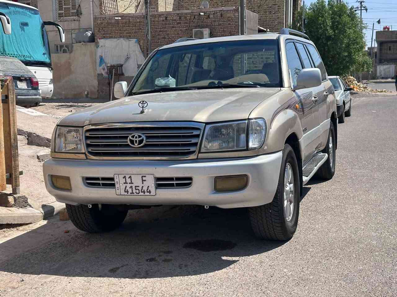 السلام عليكم اخوان
سياره لاندكروز للبيع موديل 2004 محدثه السياره 2007 للتوضيح مصبوغه صبغ عام اثر شخوط وجراد سياره حلوه وفول مواصفات كشنات تدفئه تبريد تحكمات ستيرن جير اوتوماتيك فورويل سياره جديده وما جناي والعنوان بغداد حي اور قرب جامع عمار بن ياسر والسعر 98 وبيها مجال بسيط الهاتف ***********
