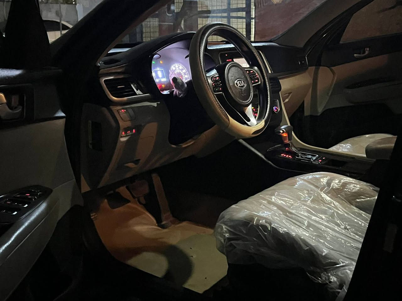 سلام وعليكم kia optima 2016 نص فول رقم بغداد حادثه فقط مال امريكا سونار بل منشور
دواخل مكفوله شواصي مكفوله
السعر 105وبيها مجال للطيبين
مكاني بغداد حي العامل 
***********
