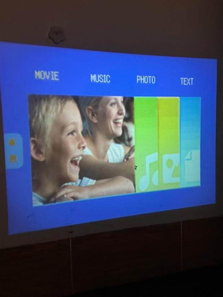ئەم داتاشۆ ناوازە بۆ فرۆشتن
بەم مینی پڕۆجێکتەرە (Mini LED Projector) دەتوانیت لە هەر شوێنێک بیت سەیری فیلم، زنجیرە و یارییە دڵخوازەکانت بکەیت لەسەر شاشەیەکی گەورە.
✨ تایبەتمەندییەکان:
 📦 قەبارەی بچووک و سووک (بۆ گواستنەوەی ئاسان لە ناوماڵ یان گەشت).

 🔋 کارکردن بە سیستەمی LED کە تەمەنێکی درێژ بە گڵۆپەکە دەبەخشێت.

 🎮 پشتگیری بەستنەوە بە لاپتۆپ، پلەیستەیشن، فلاش، و ئامێری جیاواز دەکات.

 🕹️ هاوڕێ لەگەڵ ڕیمۆت کۆنتڕۆڵ و کێبڵی پێویست بۆ بەستنەوە.

شوێنی HDMI و VGA و USB و MEMORY CARD و AUXی هەیە

تێبینی / موبایلی لێ کۆنێکت ناکرێت

نرخ تەنها : ٢٠ هەزار دینار و گەیاندن بێ بەرامبەر
​📥 بۆ داواکردن و کڕین، نامە بنێرن بۆ وەتسئەپ یان سەردانی دووکان بکەن ، گەیاندنیش بۆ هەموو شارەکان بەردەستە.
تەنها یەک دانە بەردەستە 
ژمارەی تەلەفون + وەتسئەپ:
***********
ناونیشان:هەڵەبجەی شەهید پشت قوتابخانەی بورهان حلبجة, السليمانية
