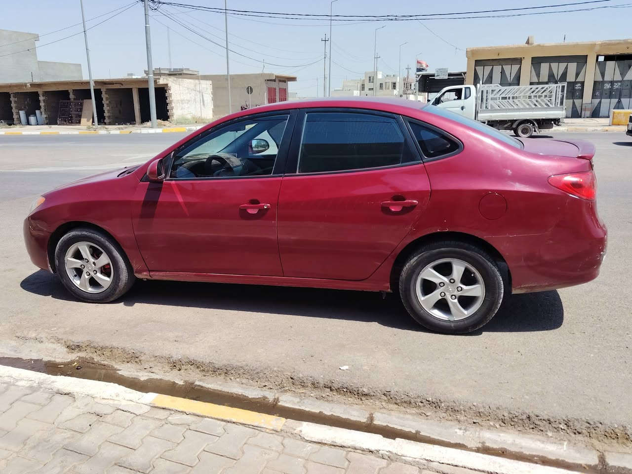السلام علیکم
الانترا مودیل 2007  سياره جاهزه من كلشي غرفة مدوشمة كاملة شاشة 
رقم کركوك دولي سنویه جدیده  التحويل ثاني يوم
کیر محرك صدر تایرات کهربائیات تبرید كلها تشتغل سياره خير من الله  السعر 
85 وبي مجال بسيط او مراوس ویه سیاره بی ریوس والفرق 
حسب التفاق 
لاتصال على الرقم ***********
مكاني ناحية الزاب  مابيع    لا وعده ولا قساط نقد فقط

