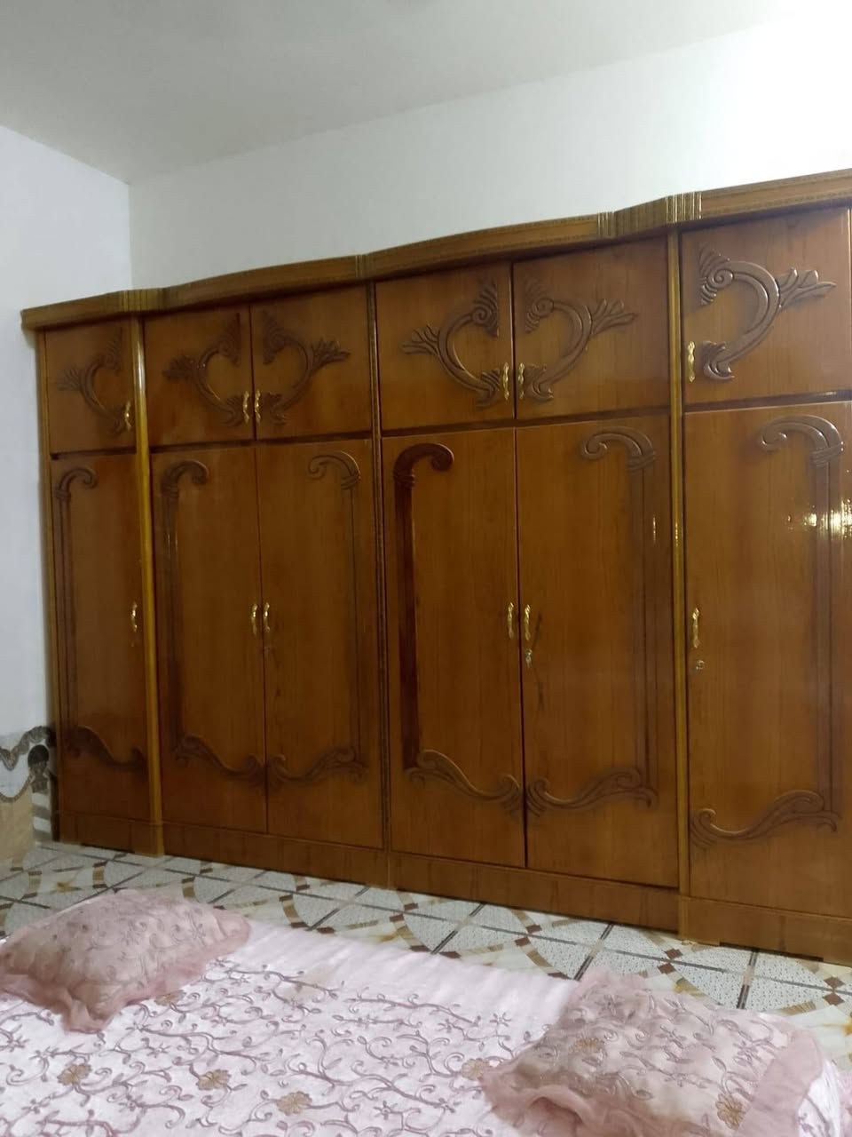 الرمادي • غرفه اخشاب • ميز تواليت