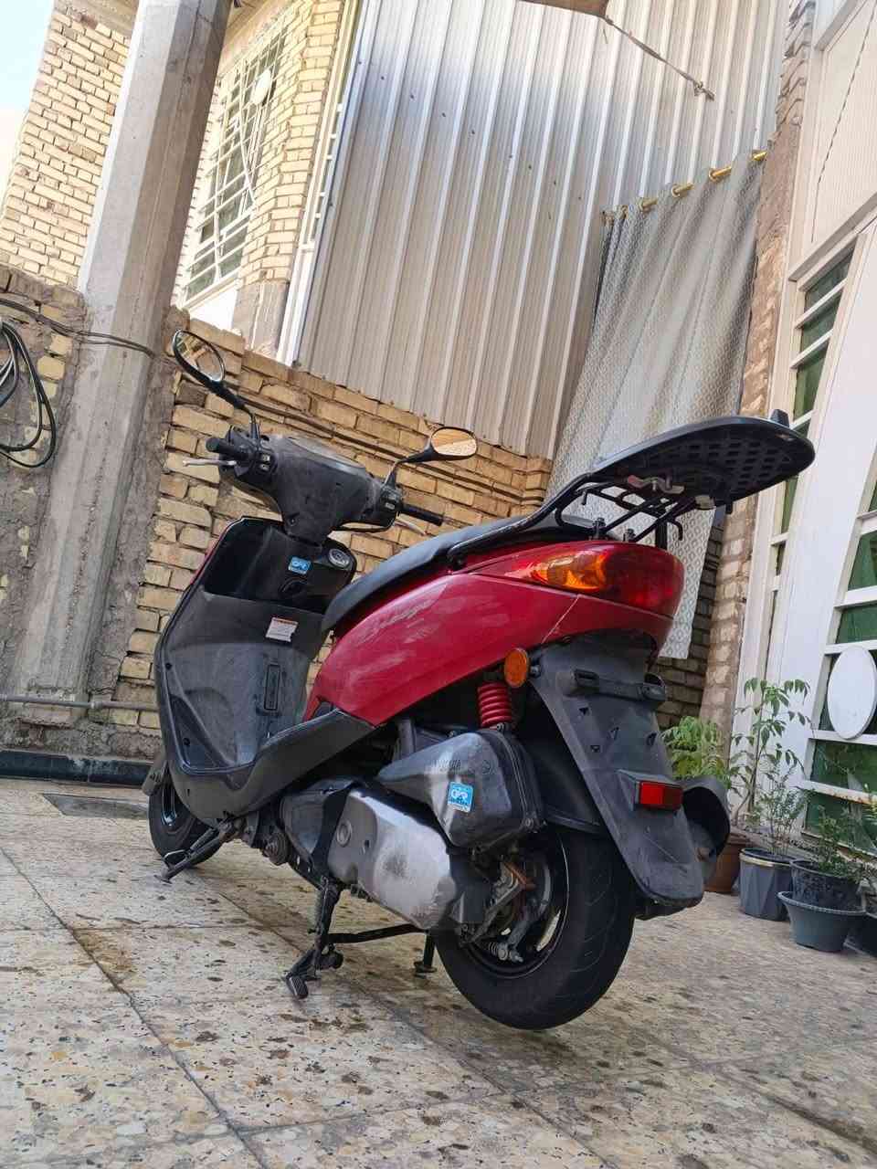 سلام عليكم دراجه بغبغاء للبيع دراجه مال ربه حلوه وناعمه للبيع سعر مليون بيه مجال رقمي ***********
