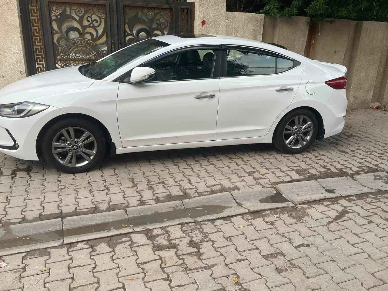 سلام عليكم لبيع النتره 18خليجي موصفات GLSحساس امامي خلفي مرايه شفط اسلايت قماره محرك 2000دوش كيرايتي مدوشمه ارضيه وكشنات بيه صبغ باب سايق وراها يعني قطعتين تخم تايرجديد صدرامامي خلفي  كله نظيف السعر132وبيه مجال ***********
