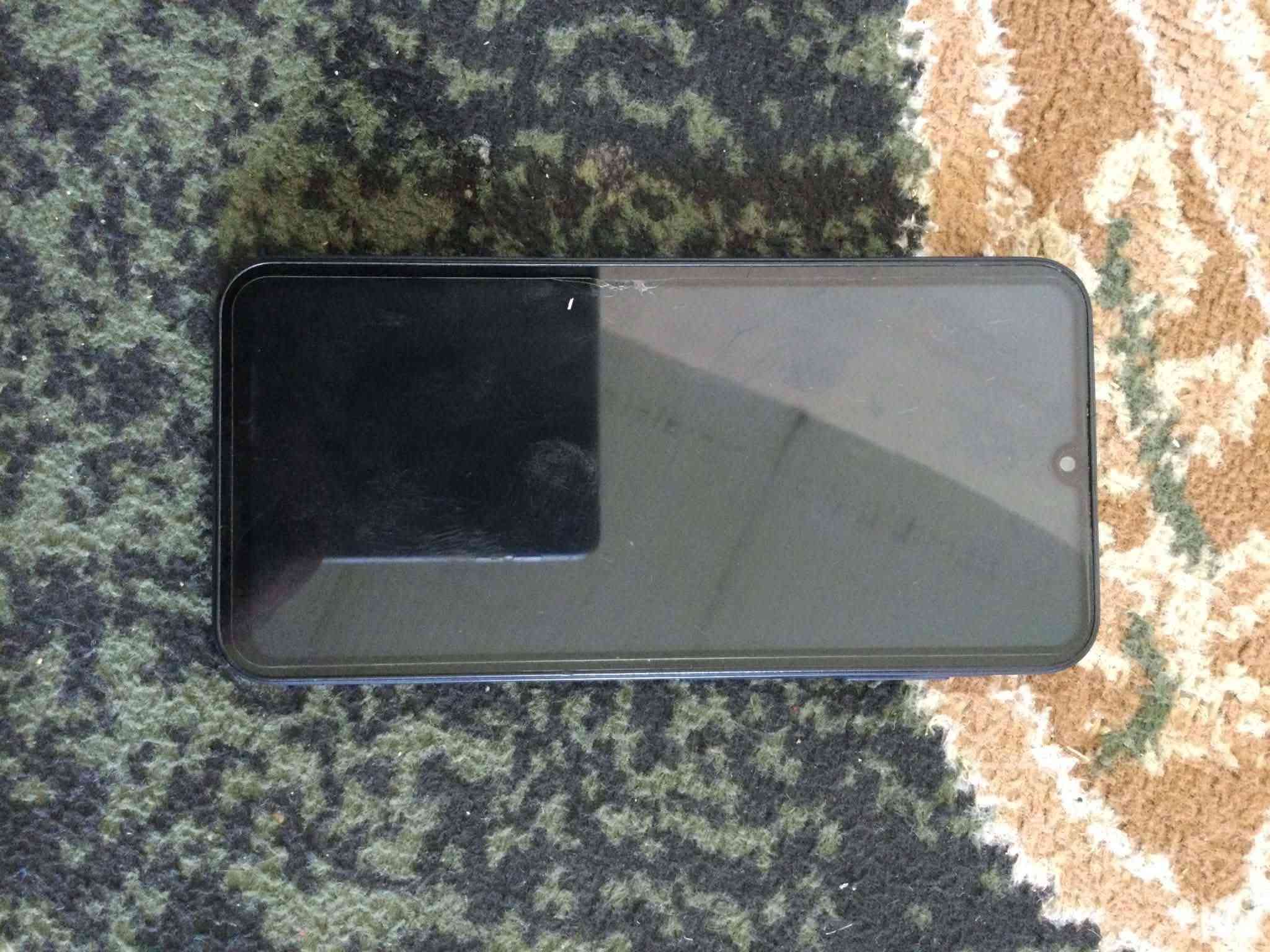 السلام عليكم مبايل A15 للبيع ذاكرة 128بي فطرين بل شاشه 60فريم السعر 100قفل قفل متواجد خاص وعل رقم ***********
