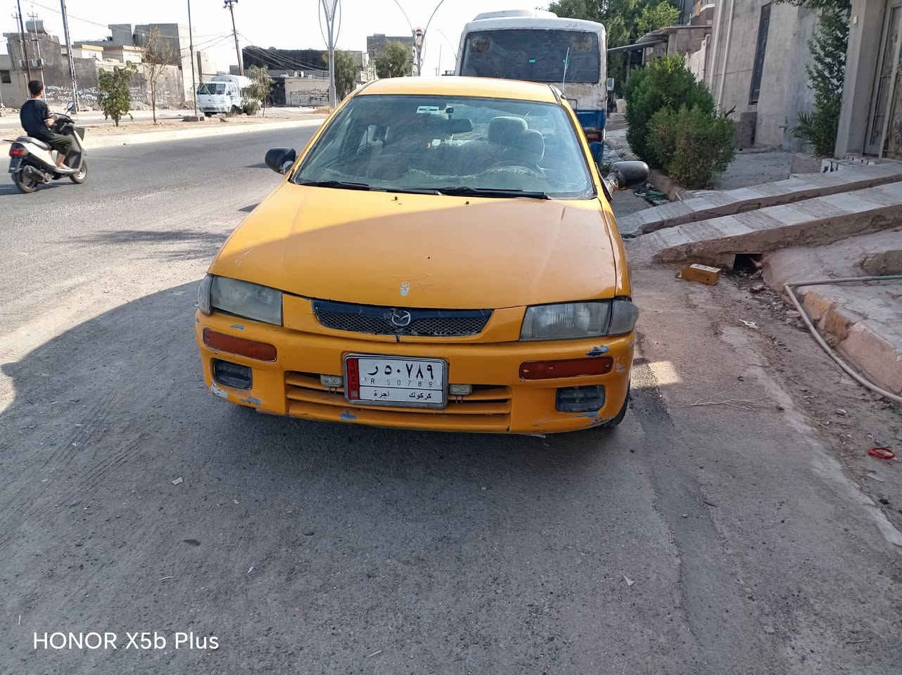 ***********
سلام عليكم للبيع سياره ما زده ١٩٩٨ سنويه كارتون سعر ٢٢
