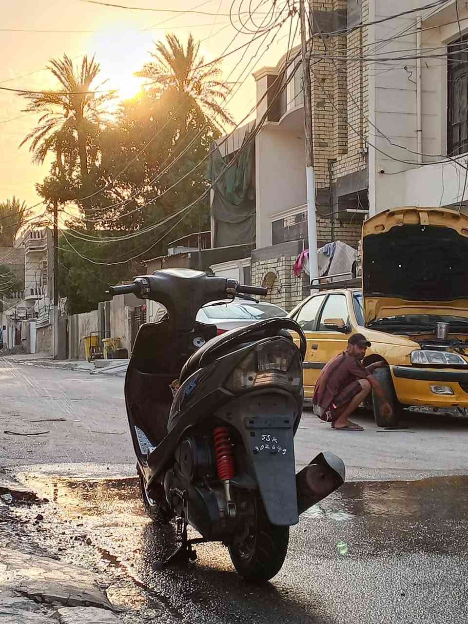 السلام عليكم دراجة ماكس عدله مكفوله من كلشي مختمه كله اوراق موجوده عليه تزويد خفيف شيال رياضي قطره دهن رياضي ويل نجمه اصلي دبل امامي رياضي مكان بغداد الدوره السعر ٧٢٥ وبيه مجال الرقم ***********
