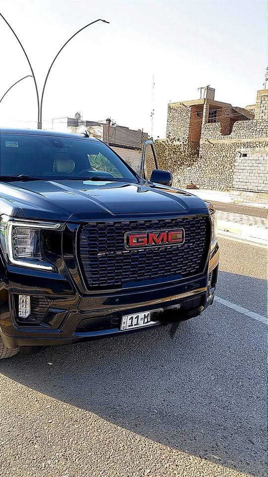 � للبيع | جيمسي SLT موديل 2021 (مواصفات دينالي) – وارد خليجي 🚘
▪️ الموديل: 2021
▪️ الفئة: SLT (مواصفات دينالي)
▪️ المحرك: V8 سعة 5.3 لتر
▪️ ناقل الحركة: أوتوماتيك 10 سرعات
▪️ اللون: أسود
▪️ الوارد: خليجي
▪️ الممشى: 100 ألف كم
▪️ الكفالة: عامة

المواصفات:
✅ تشغيل بصمة + ريموت ستارت
✅ دخول ذكي بدون مفتاح
✅ مقاعد جلد كهربائية مع ذاكرة للسائق
✅ تدفئة وتبريد للمقاعد الأمامية
✅ تدفئة للمقود
✅ شاشة لمس كبيرة
✅ Apple CarPlay وAndroid Auto
✅ نظام صوت Bose
✅ شاحن لاسلكي للجوال
✅ كاميرا خلفية وحساسات أمامية وخلفية
✅ كاميرات 360° (حسب التجهيز)
✅ تحذير النقطة العمياء
✅ تحذير مغادرة المسار
✅ رادار أمامي وفرملة طوارئ
✅ مثبت سرعة ذكي (حسب التجهيز)
✅ فتحة سقف كهربائية
✅ إنارة LED أمامية وخلفية
✅ جنوط ألمنيوم كروم
✅ مرايا كهربائية قابلة للطي
✅ تحكم بالدركسون
✅ مكيف أوتوماتيك ثنائي المناطق
✅ باب خلفي MultiPro متعدد الاستخدامات

✨ سيارة نظيفة جداً، وارد خليجي، جاهزة 

للاستخدام، بمواصفات فاخرة وأداء قوي
*********** للاستفسار
