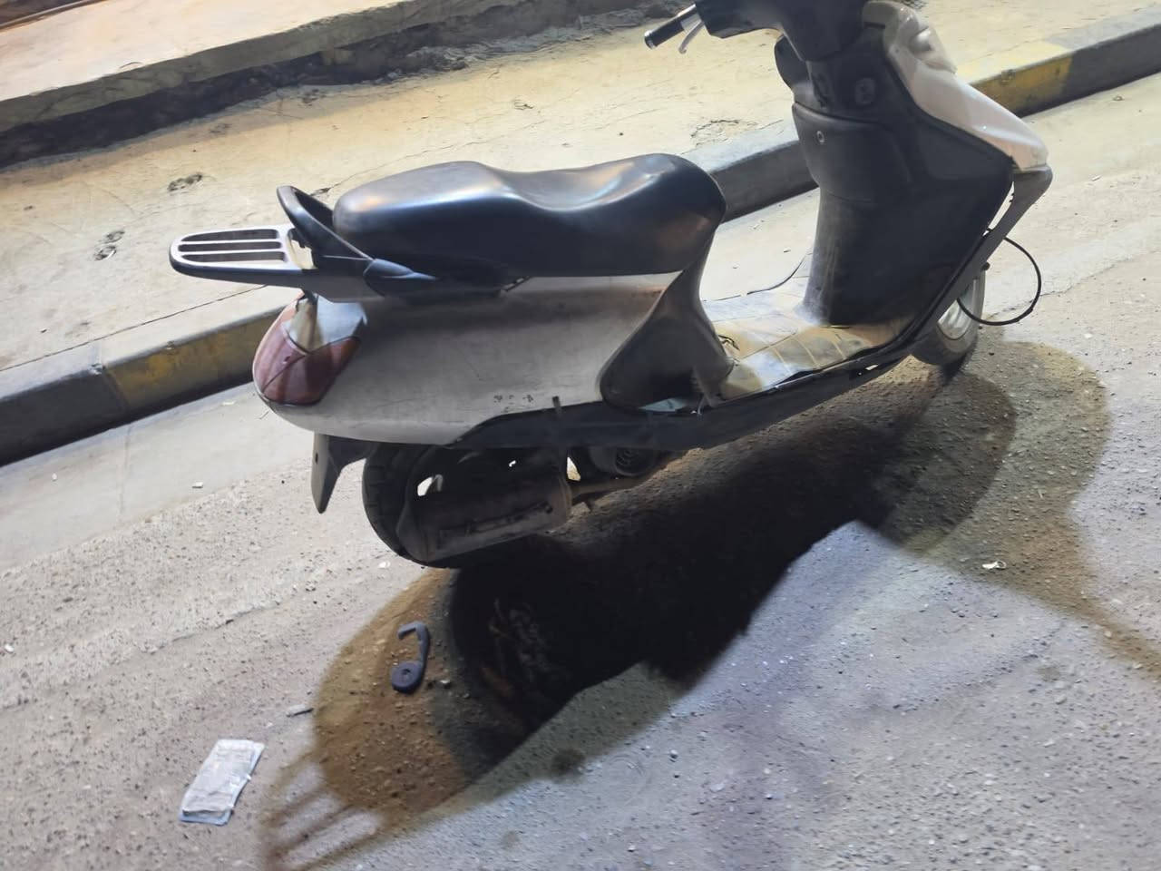 سبيسي • كايمه • يدخن