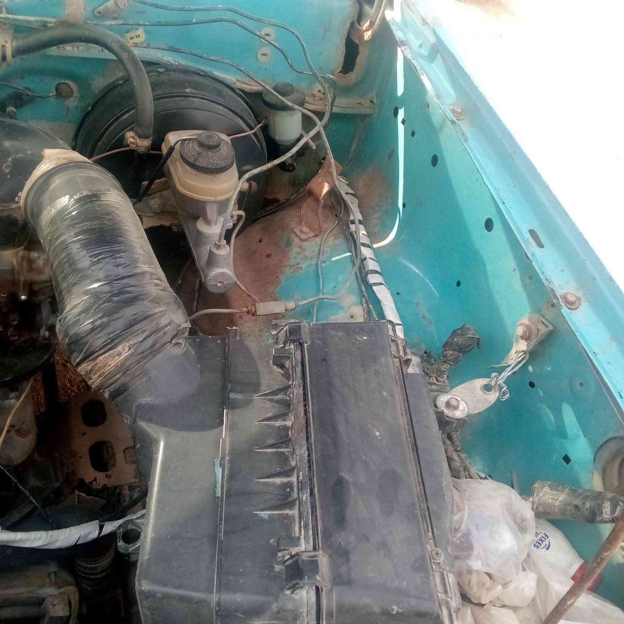 نيسان بيكب • موديل ٨٦ • رقم انبار